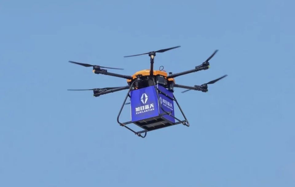 低空经济网： 武汉18条低空试点航线获批！你的快递以后可能是飞来的